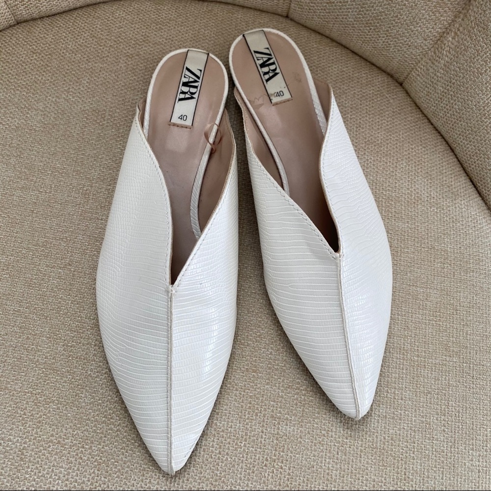Zara Animal Embossed Pointed Toe Flats Mules